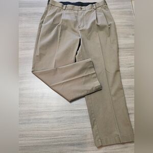 Roundtree & Yorke Classic Fit Mens Slacks 38 x 29